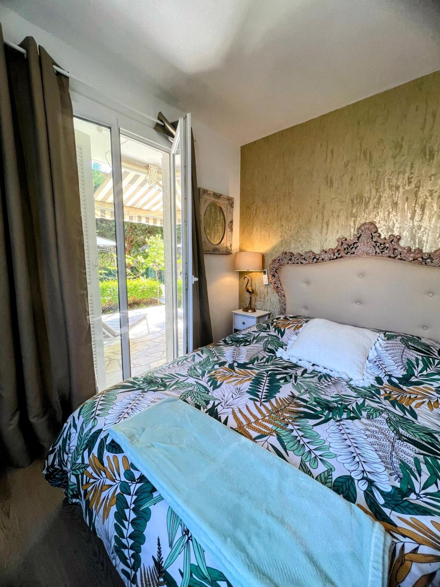 Superbe Appartement Avec Terrasse Jardin Et Parking Prive Saint-Tropez Extérieur photo