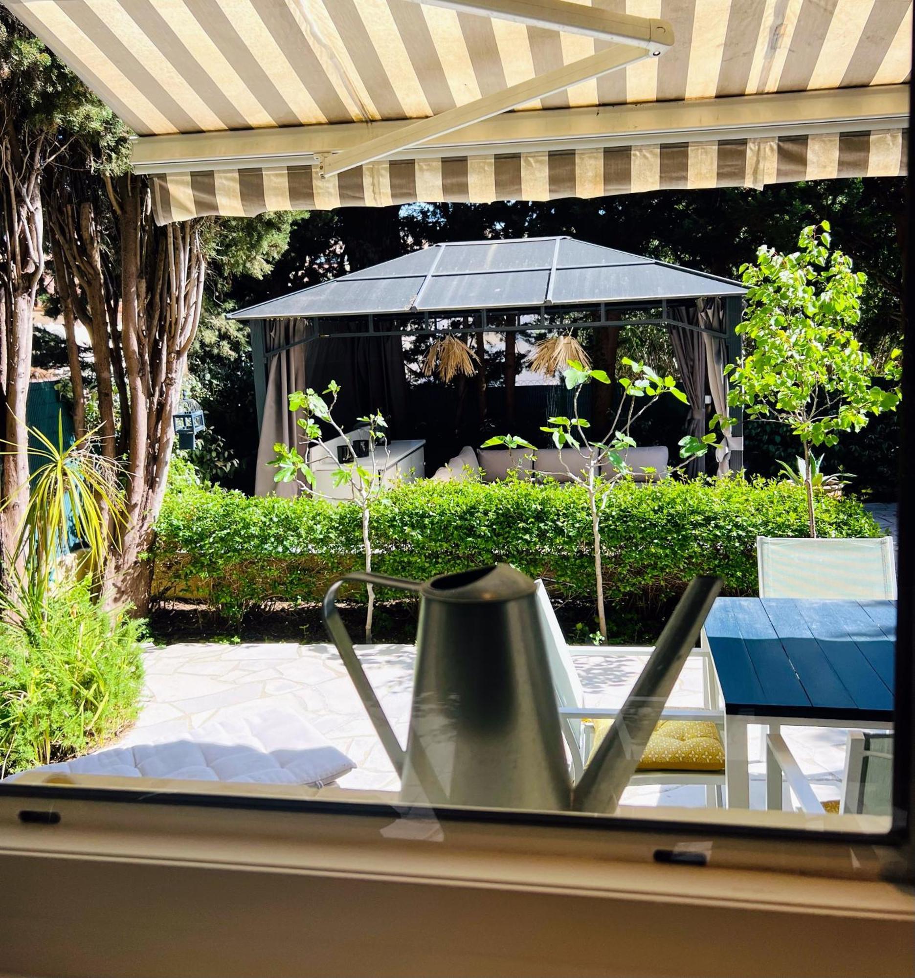 Superbe Appartement Avec Terrasse Jardin Et Parking Prive Saint-Tropez Extérieur photo