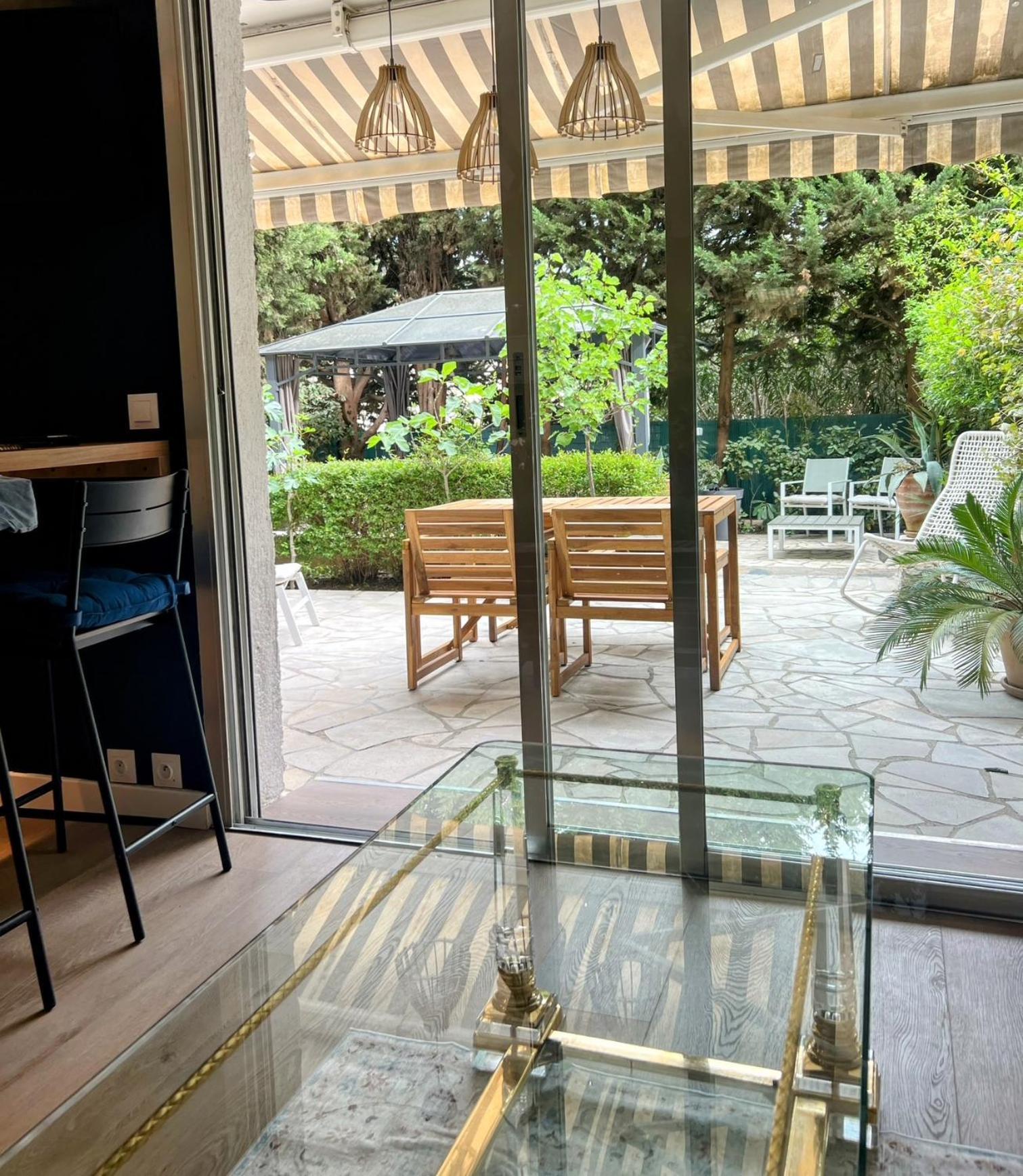 Superbe Appartement Avec Terrasse Jardin Et Parking Prive Saint-Tropez Extérieur photo