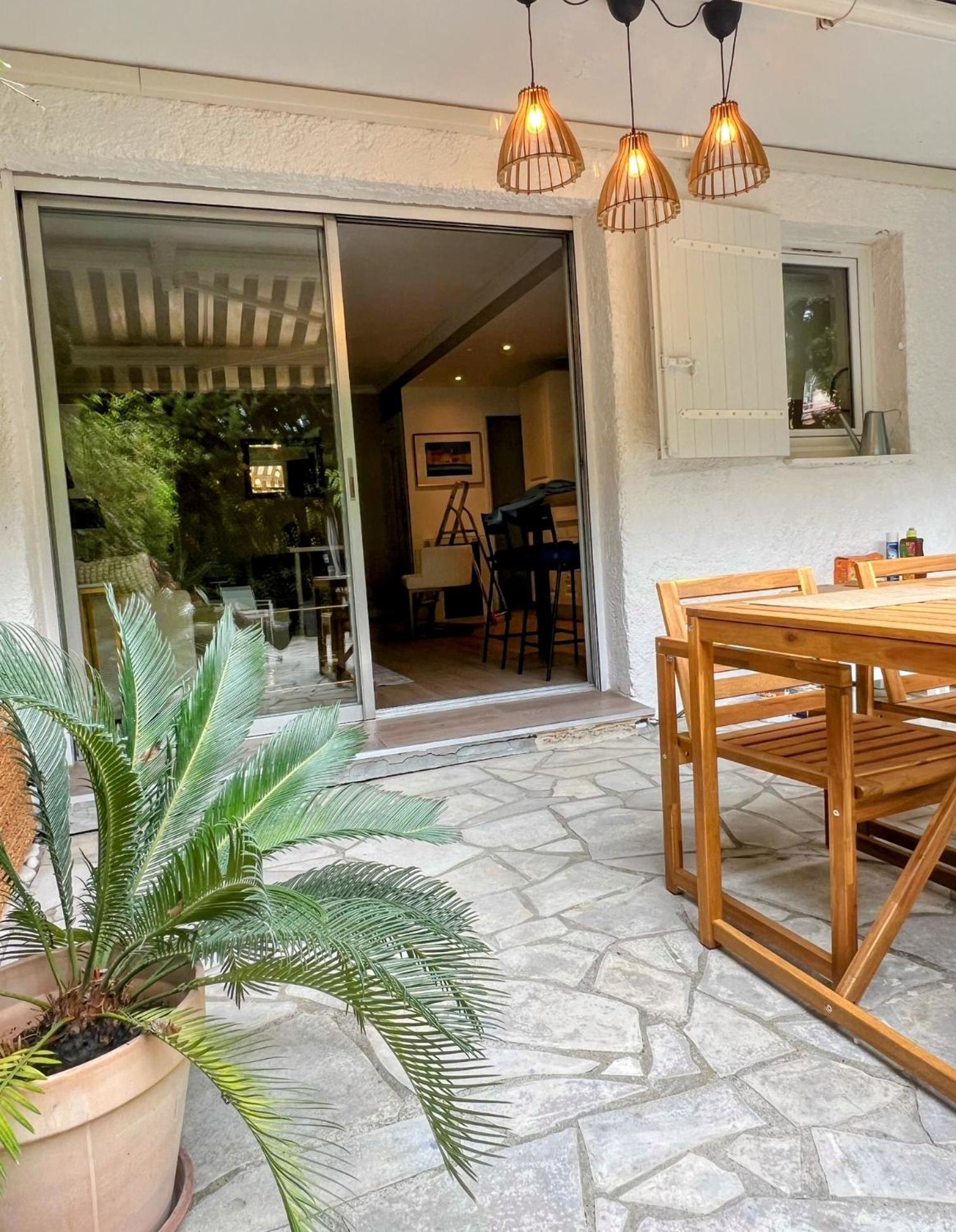 Superbe Appartement Avec Terrasse Jardin Et Parking Prive Saint-Tropez Extérieur photo