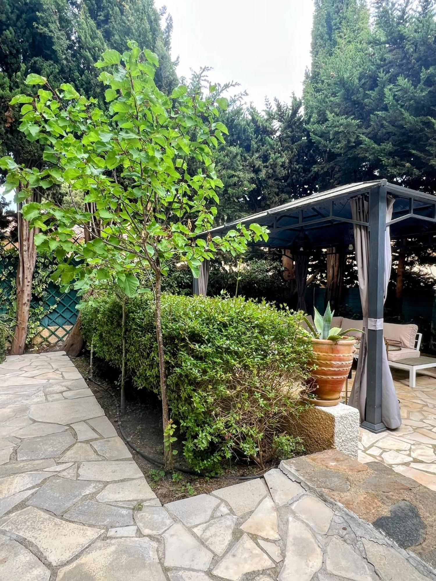 Superbe Appartement Avec Terrasse Jardin Et Parking Prive Saint-Tropez Extérieur photo